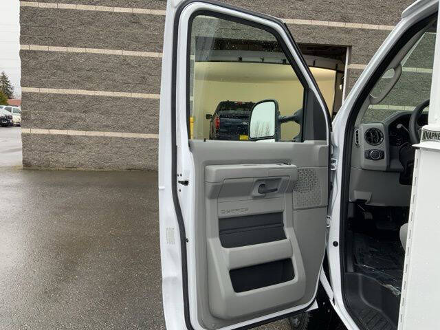 2025 Ford E-Series