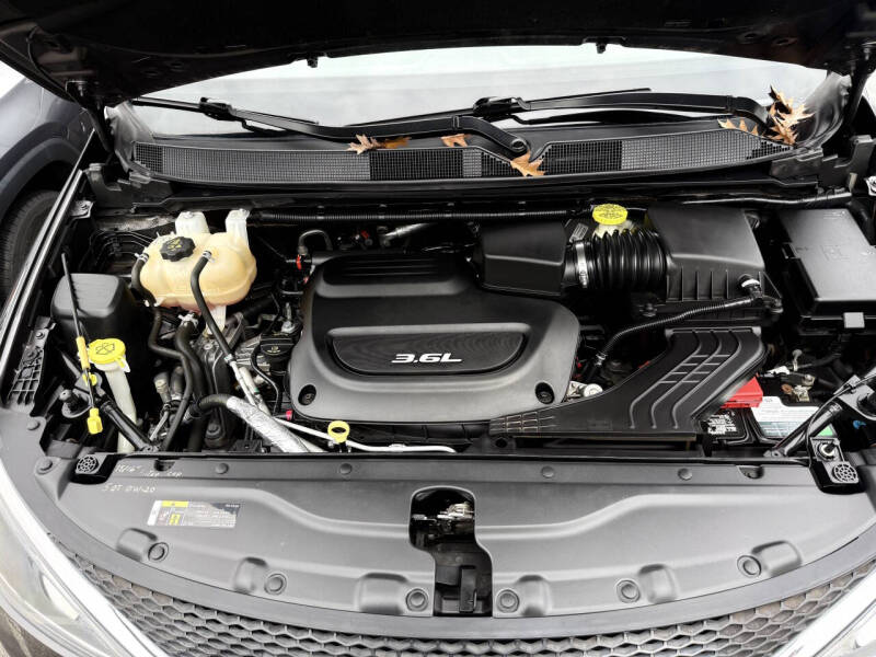 2018 Chrysler Pacifica Touring L