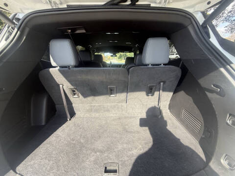 2022 Buick Enclave Essence