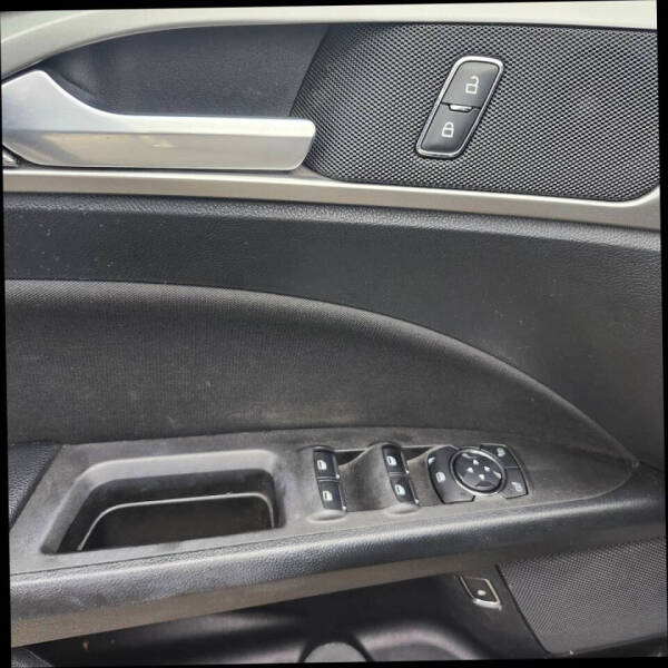 2018 Ford Fusion Hybrid SE