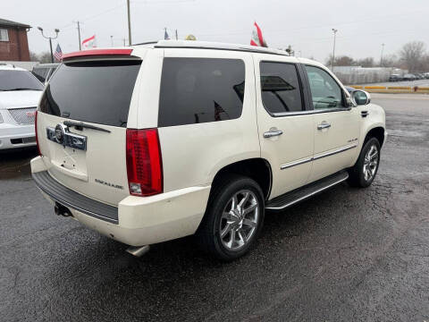 2011 Cadillac Escalade
