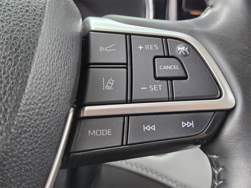 2023 Toyota Highlander Hybrid Platinum