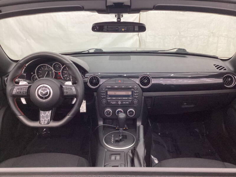 2015 Mazda MX-5 Miata Sport