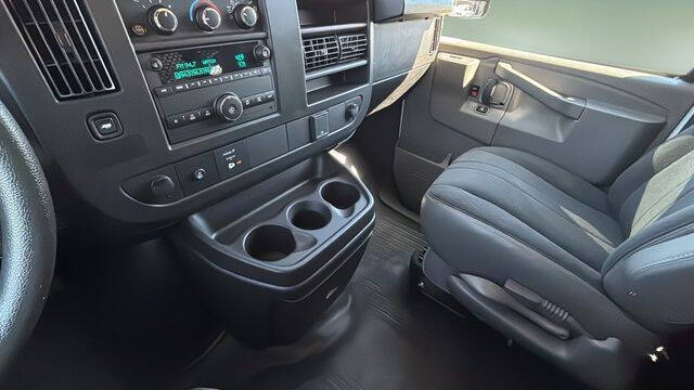 2024 GMC Savana 2500
