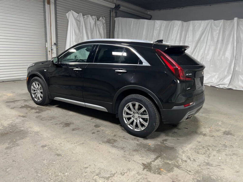 2023 Cadillac XT4 Premium Luxury