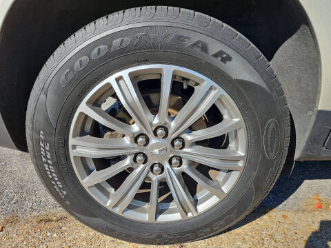 2017 Cadillac XT5 Luxury