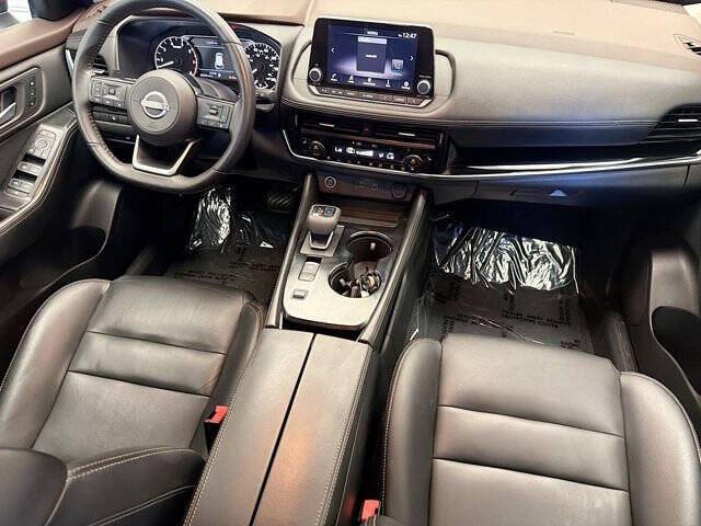 2022 Nissan Rogue SL