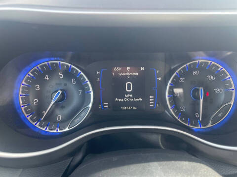 2020 Chrysler Pacifica Touring L