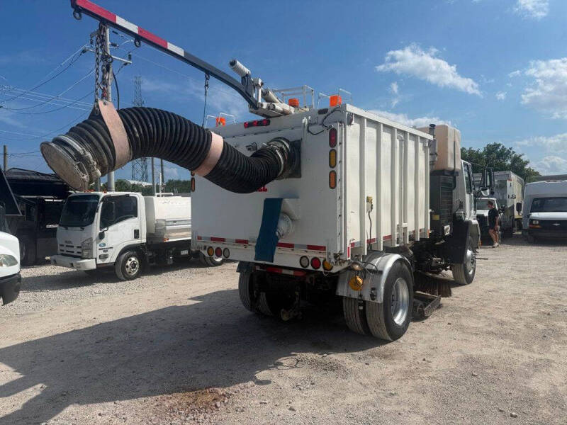 2006 Sterling SC8000 Cargo