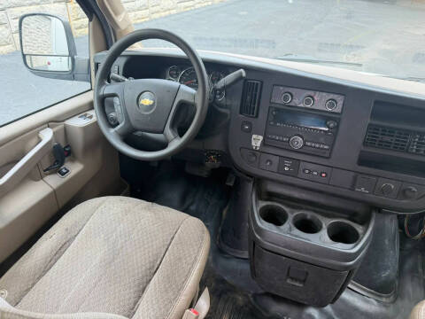2018 Chevrolet Express 2500