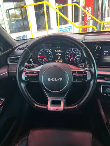 2022 Kia K5