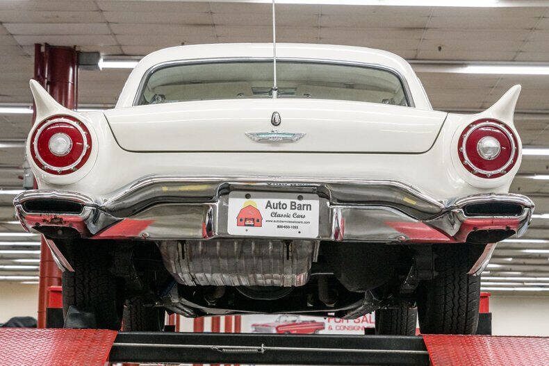 1957 Ford Thunderbird