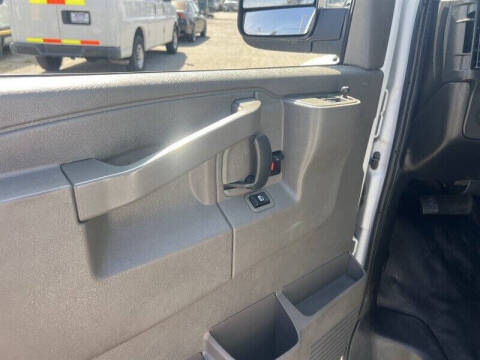 2021 Chevrolet Express 2500