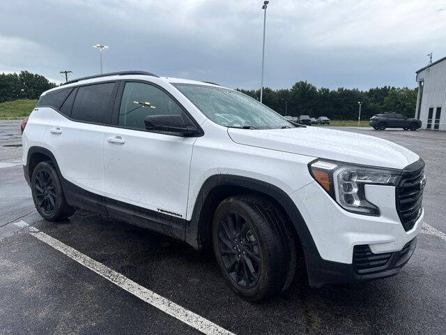 2024 GMC Terrain SLE FWD's photo