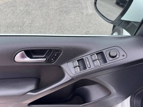 2016 Volkswagen Tiguan