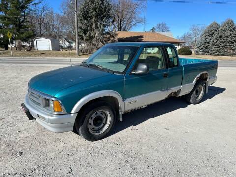 1994 Chevrolet S-10 for sale at GREENFIELD AUTO SALES in Greenfield IA