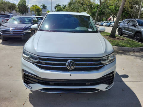 2022 Volkswagen Tiguan SEL R-Line 4Motion