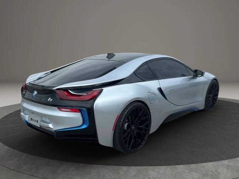 2014 BMW i8