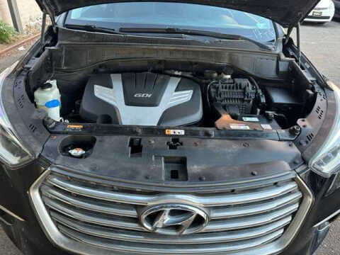 2017 Hyundai Santa Fe SE