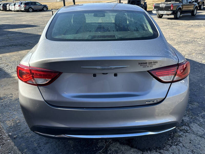 2016 Chrysler 200 Limited