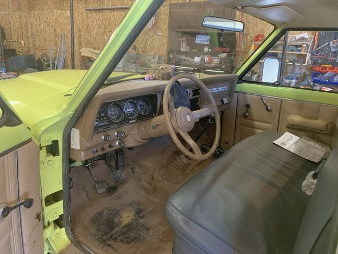 1983 Jeep J-20