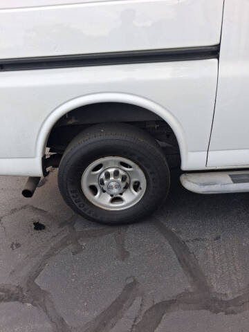 2018 Chevrolet Express 2500