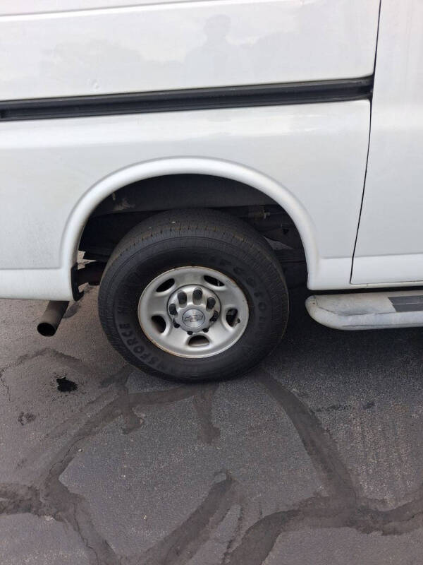 2018 Chevrolet Express 2500
