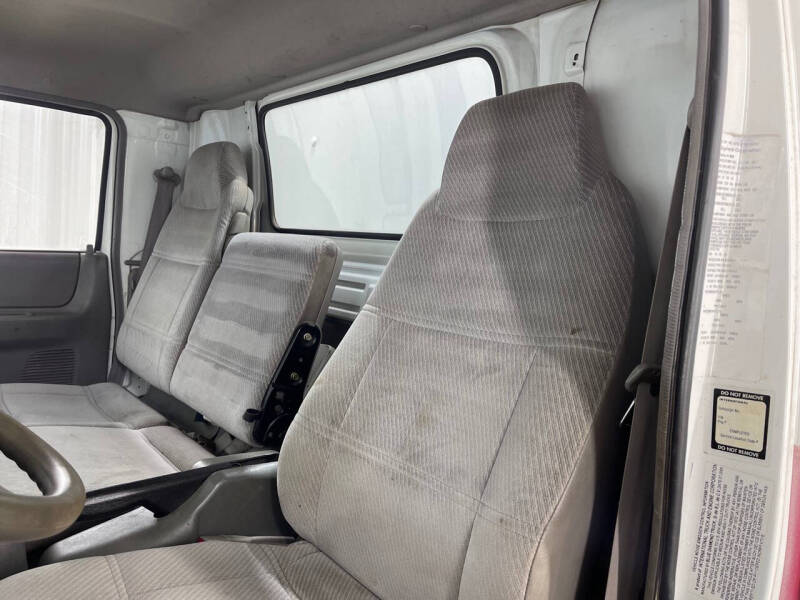 2006 International CF 500