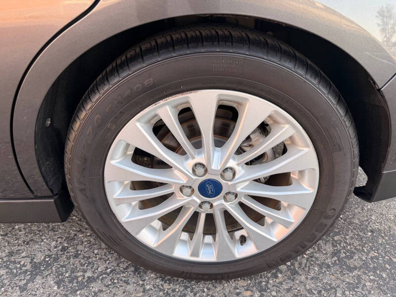 2017 Ford C-MAX Hybrid SE