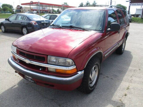 1998 Chevrolet Blazer for sale at King's Kars in Marion IA