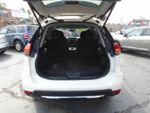 2018 Nissan Rogue SV