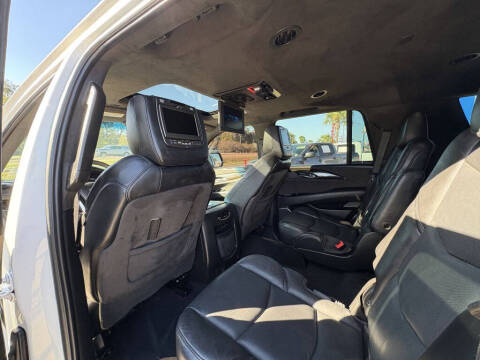 2018 Cadillac Escalade Platinum