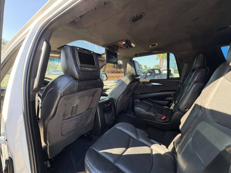 2018 Cadillac Escalade Platinum