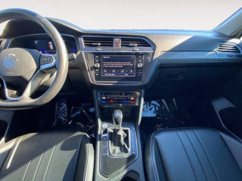 2022 Volkswagen Tiguan SE