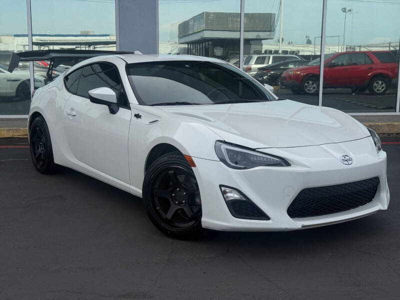 2016 Scion FR-S