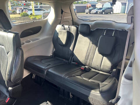 2019 Chrysler Pacifica Touring L