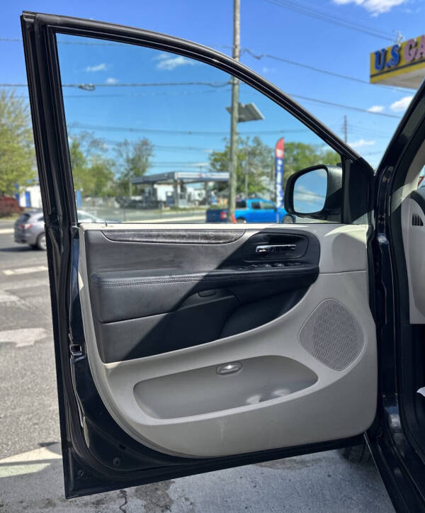 2014 Dodge Grand Caravan SXT