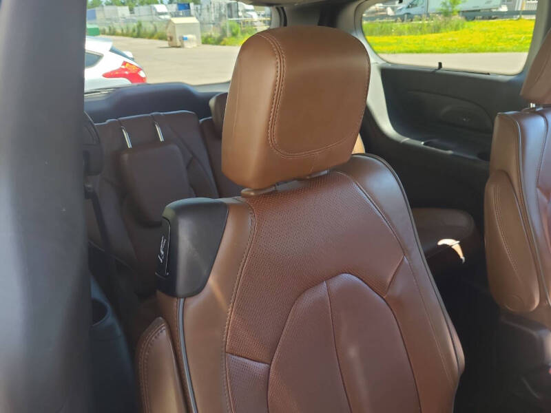 2017 Chrysler Pacifica Limited