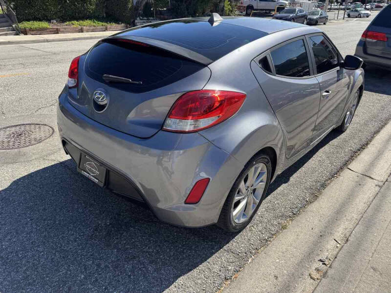 2017 Hyundai Veloster