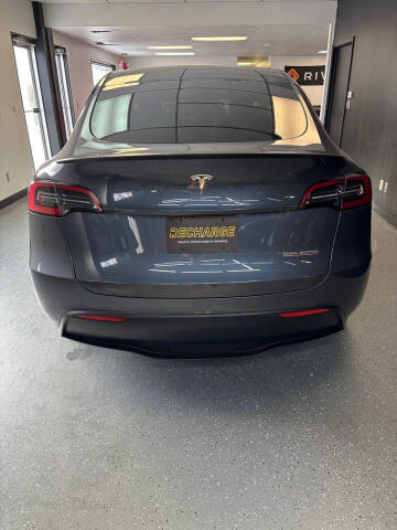 2023 Tesla Model Y Performance