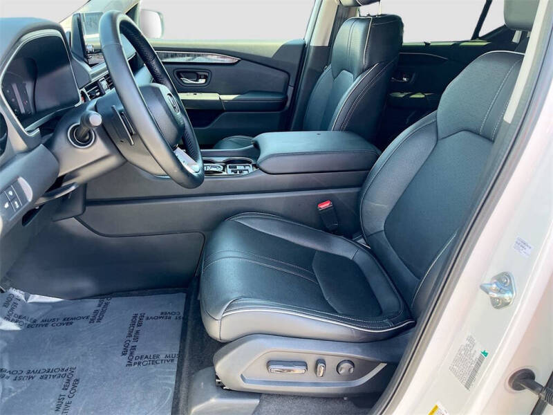 2023 Honda Pilot Elite