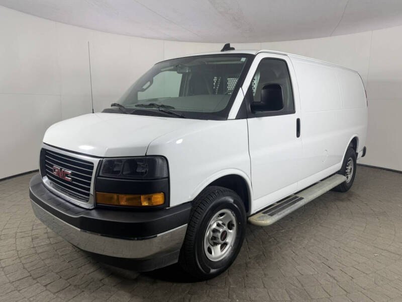 2024 GMC Savana 2500