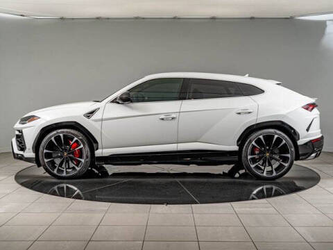 2022 Lamborghini Urus
