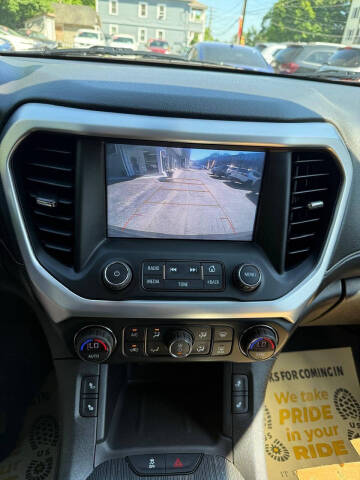 2018 GMC Acadia SLT-1