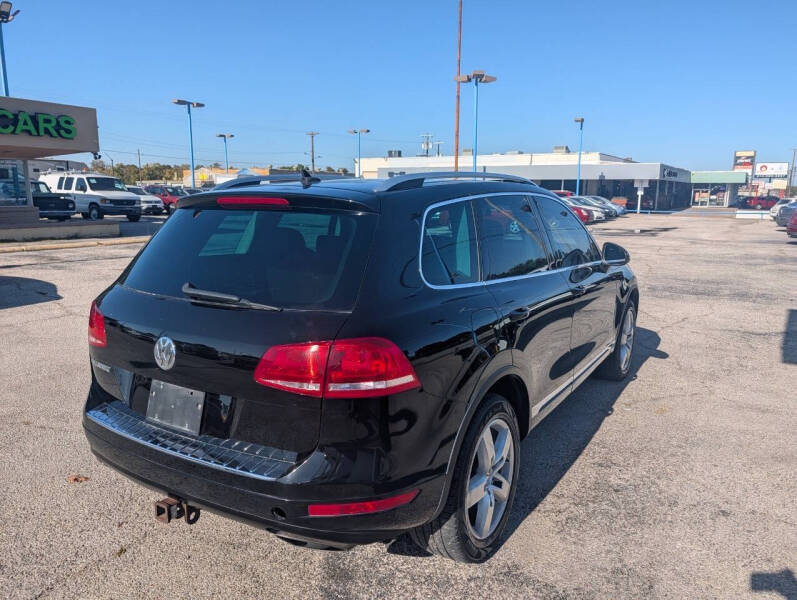 2013 Volkswagen Touareg VR6 Sport