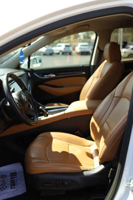 2018 Buick Enclave Essence