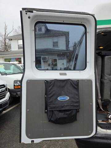 2012 Ford E-Series E-350 SD