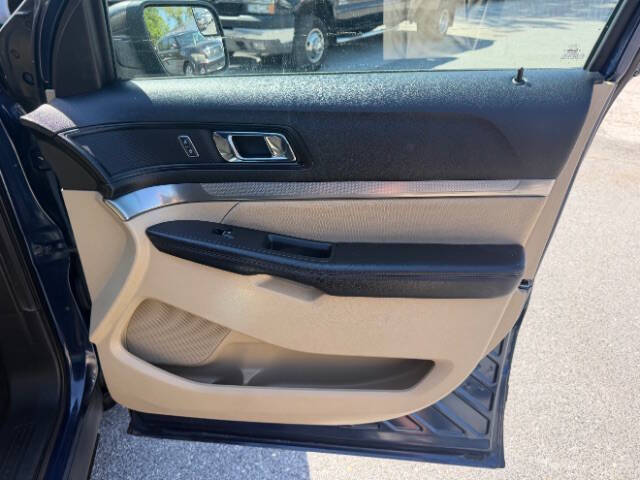 2017 Ford Explorer