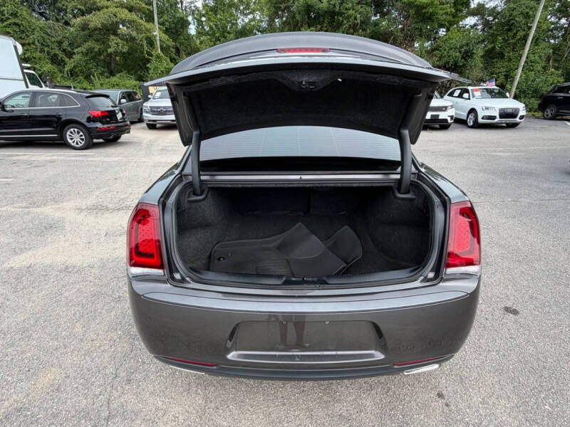 2020 Chrysler 300 S