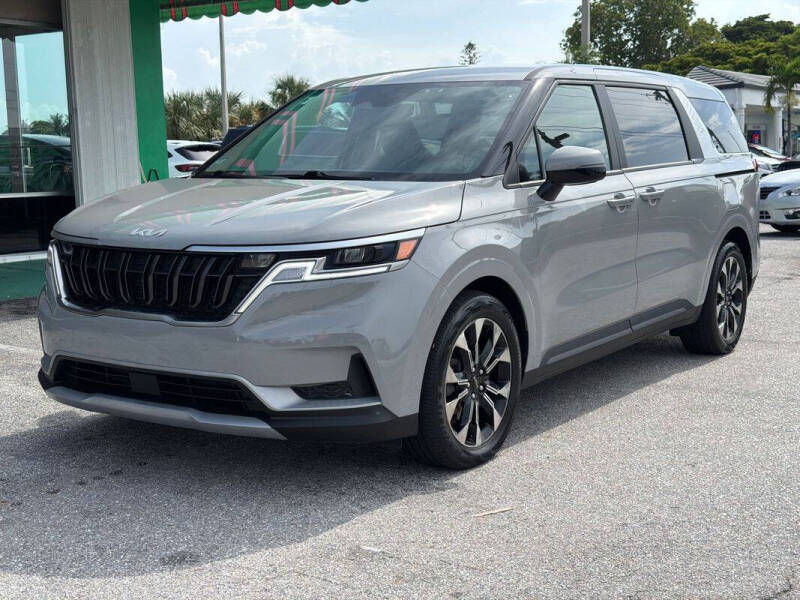 2024 Kia Carnival EX